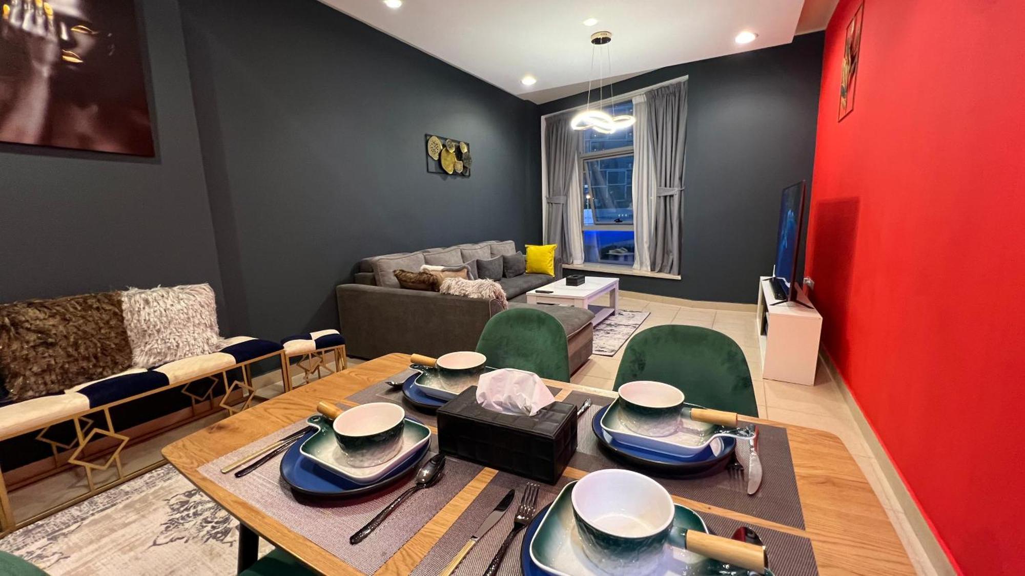 Premium Dubai Marina Two Bedroom Apartments With Sea View - Family Only Exterior foto